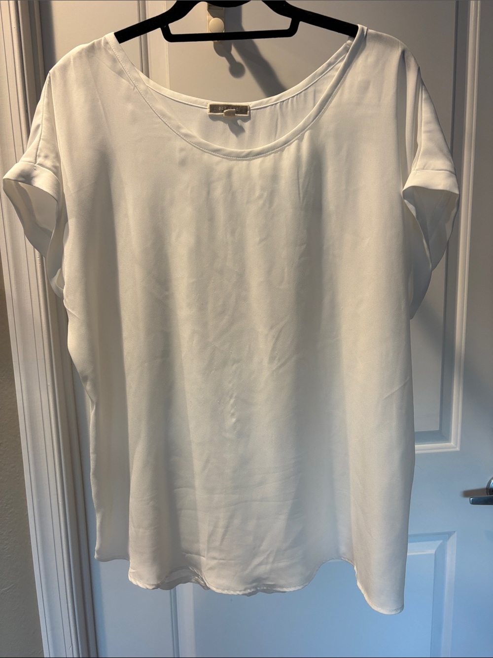 Pleione White Scoop Neck Short Sleeve Blouse